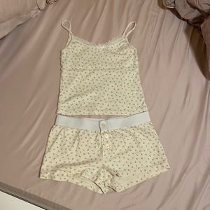 brandy melville blue green floral pj set
